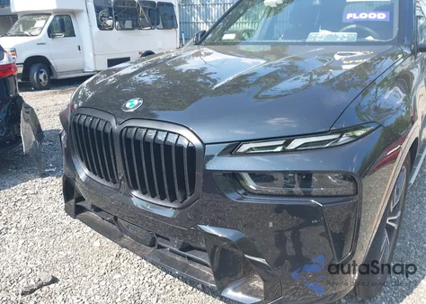 2026 BMW X7 xDrive40I из США, поврежденный, VIN 5UX23EM01T9071097